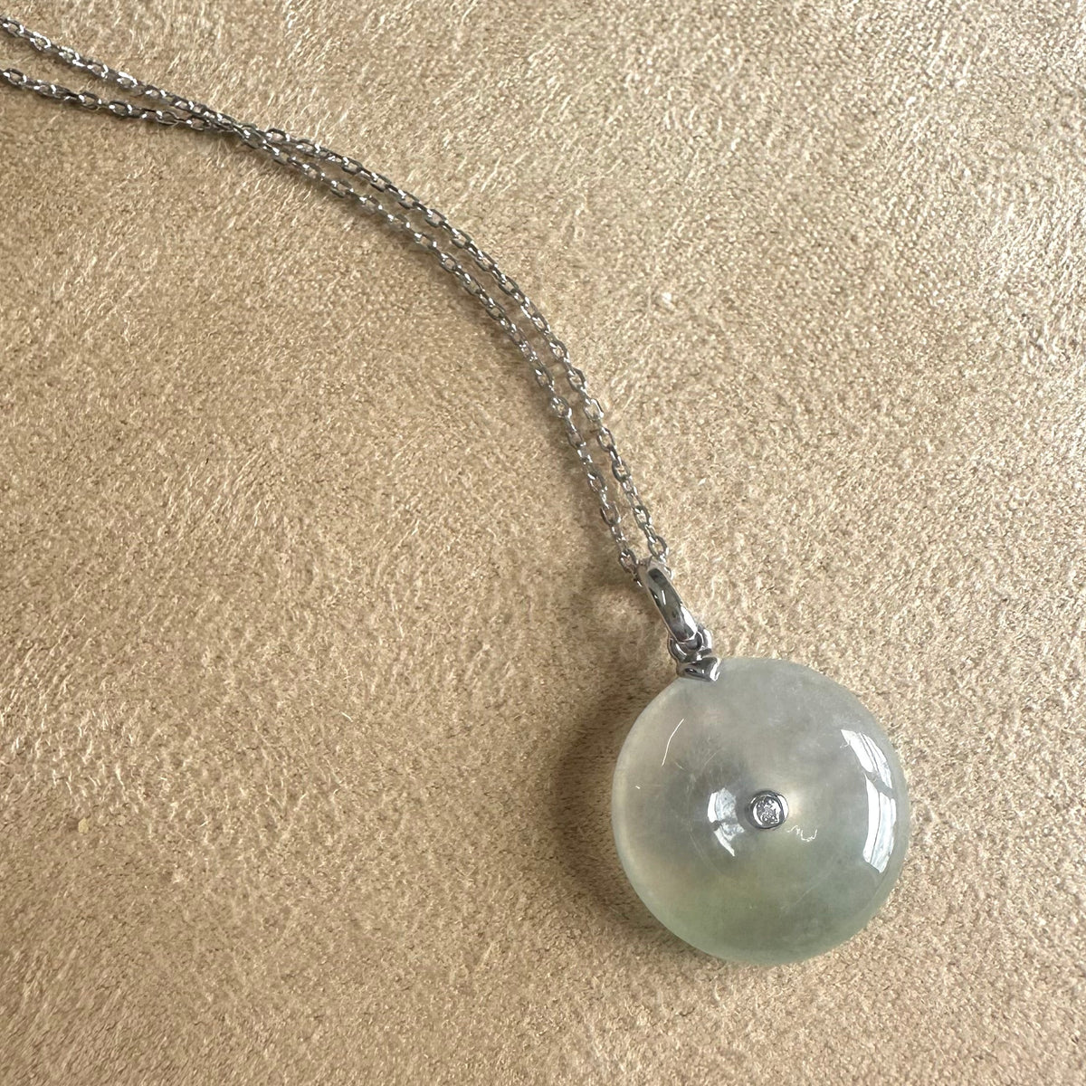 Kandy Donut Bare Diamond Jade Pendant - Icy White