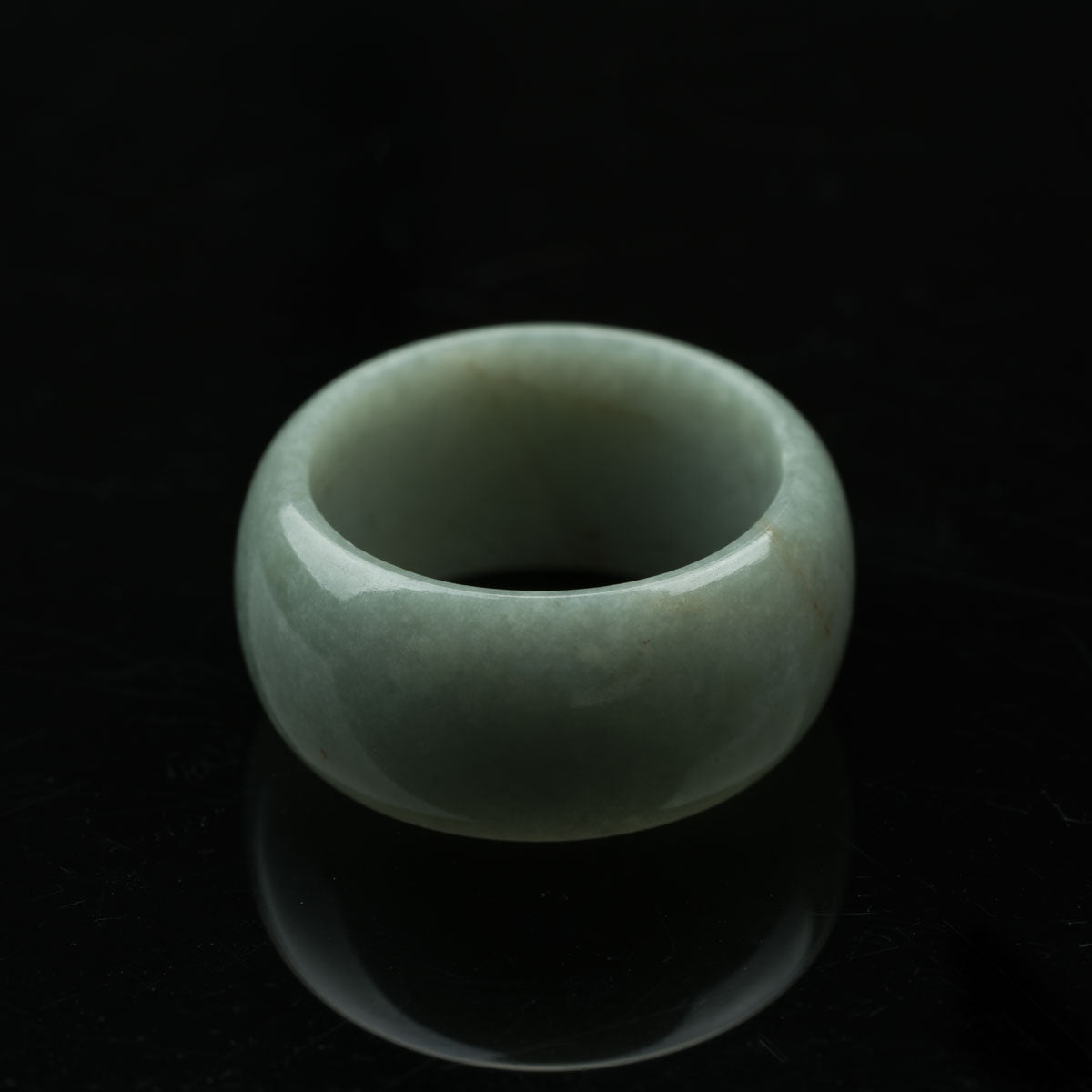 Sereniti Unisex Burmese Jadeite Jade Ring - MAYS