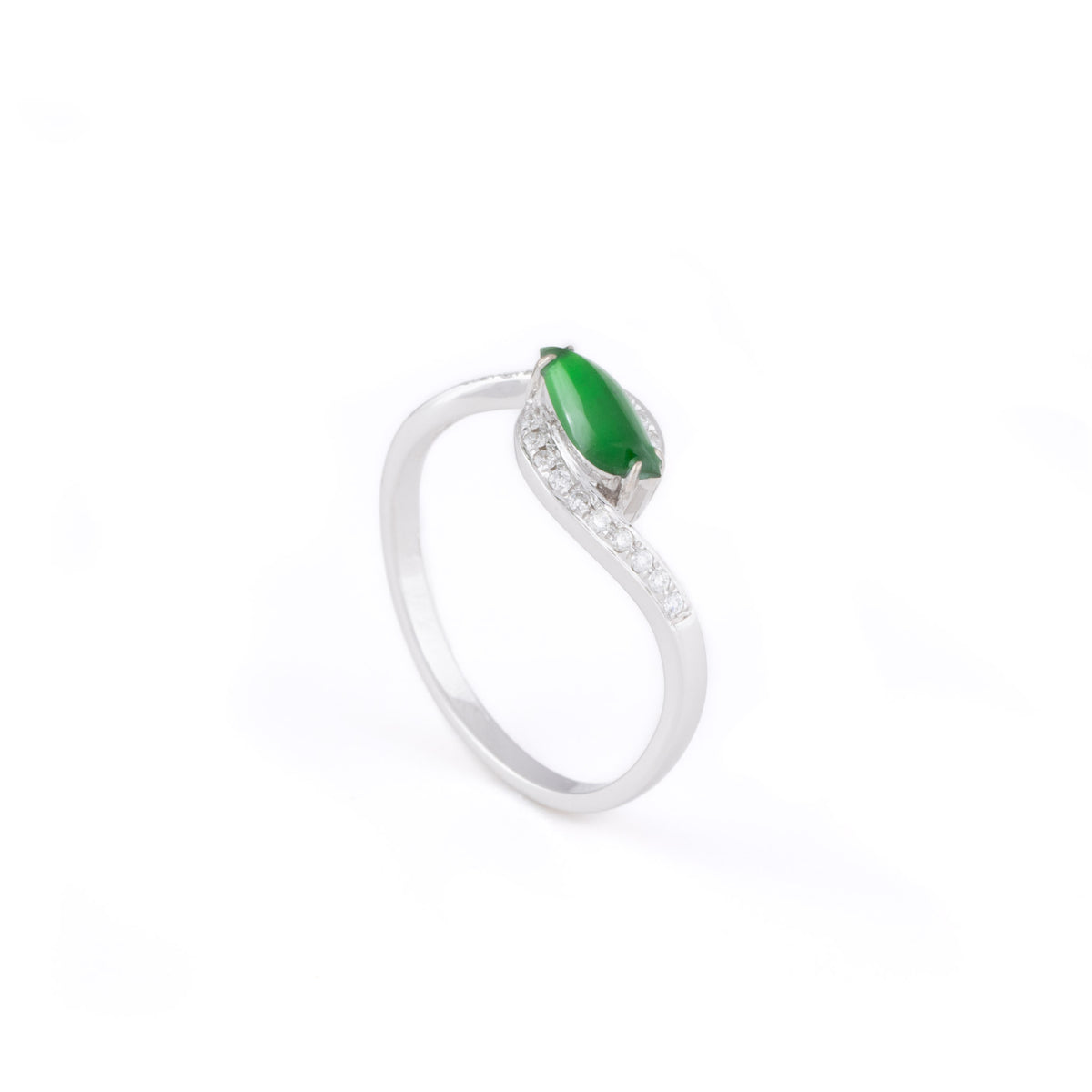 Canberra - 18K Twisted Marquise Jade Ring with Diamonds