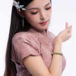 The Classic Bracelet with Gradient Nephrite Jade