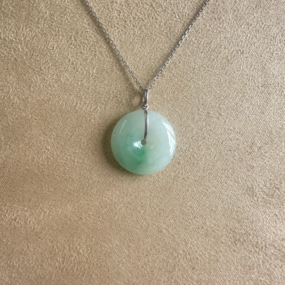 Kandy Disc Classic Jade Pendant - Green