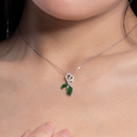 Jade Necklaces & Pendants