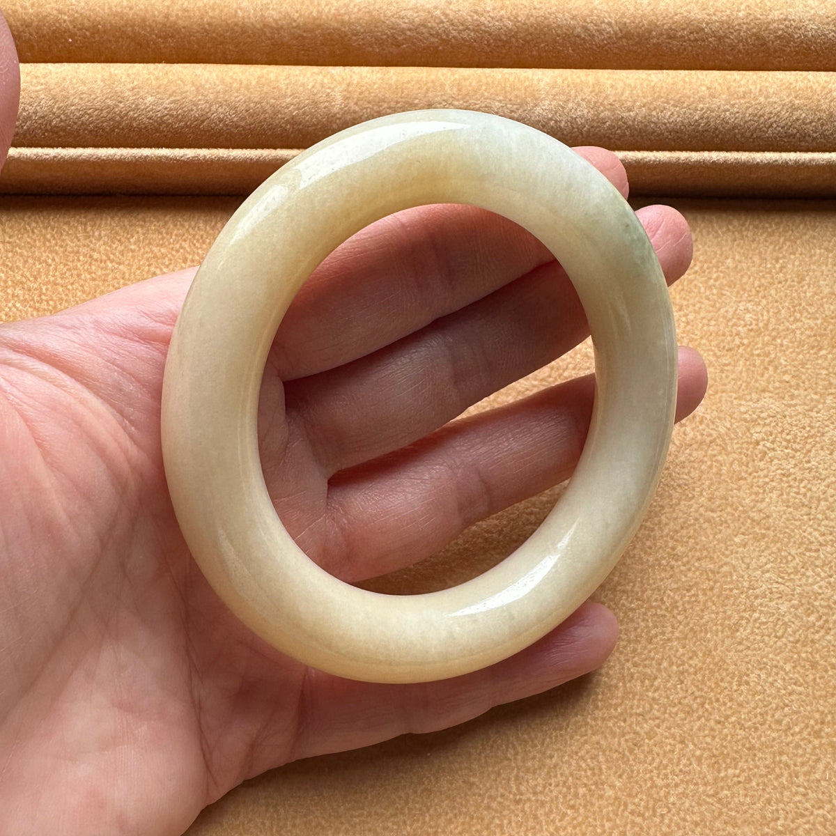 Grade A Ivory Jade Bangle - 53mm Round