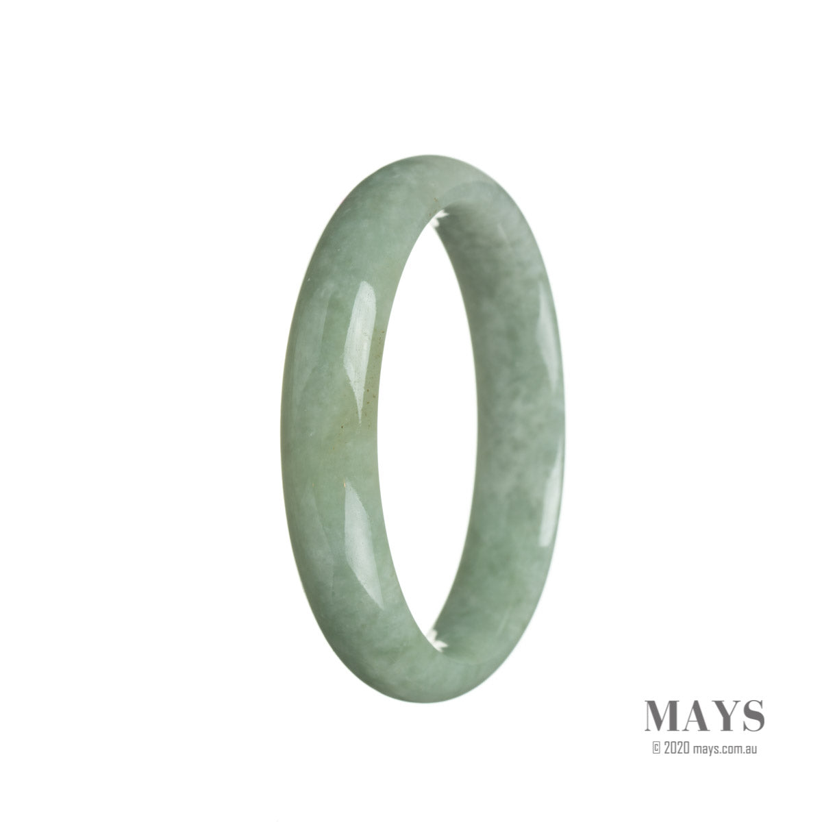 A beautiful green jade bracelet in the shape of a half moon, measuring 57mm in size. Perfect for adding a touch of natural elegance to any outfit. From the brand MAYS.